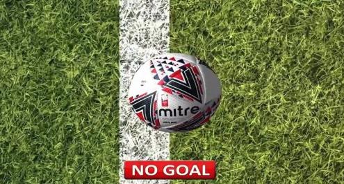 بالفيديو.. خط المرمى والقائم يحرمان فان دايك وصلاح من هز شباك السيتي